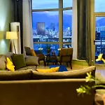 Cityscape 2br Kavaja St, 11 Fl, Dajti View アパート *