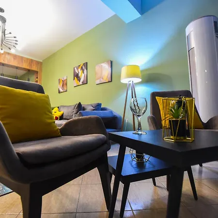 Apartment Cityscape 2br Kavaja St, 11 Fl, Dajti View