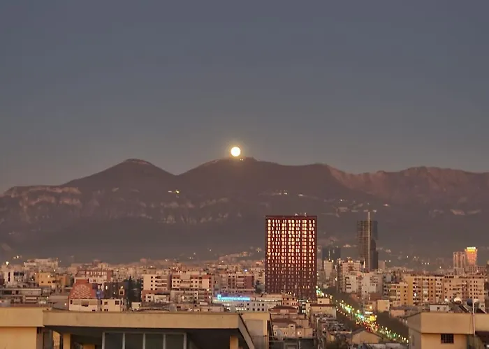 Apartament Cityscape 2br Kavaja St, 11 Fl, Dajti View Tirana